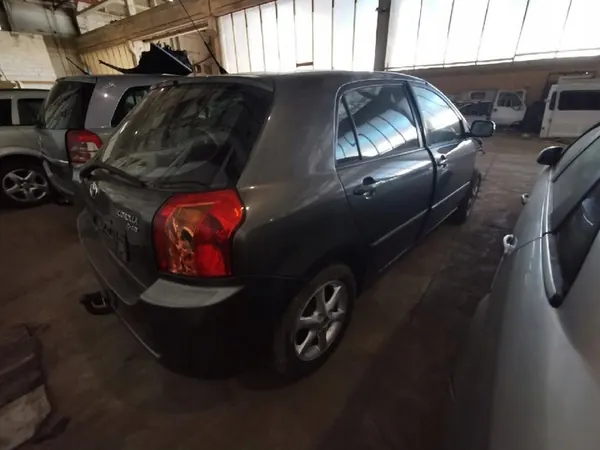 Toyota Corolla Vesiletkku 2004 2.0L 13230456 image 10