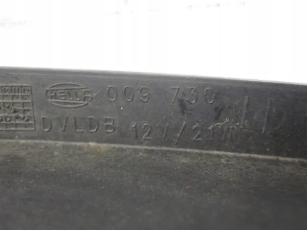 Ford Focus MK2 takavasen sumuvalo OEM 8V41-15K273-AB image 6
