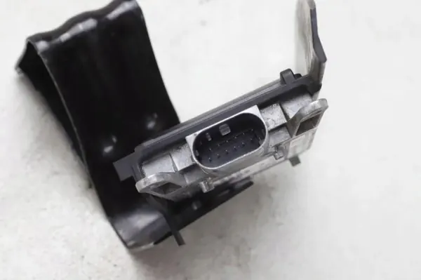 Module angle mort BMW 4 Coupé OEM 6869514 image 2