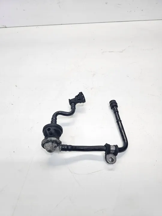 Mangueira de válvula de vácuo Audi A3 8P VW 06J133781AS image 2