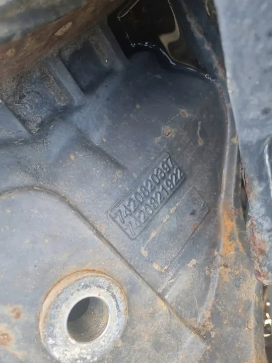 OEM 7420820404 Suporte Mola Esquerdo Renault Premium image 6