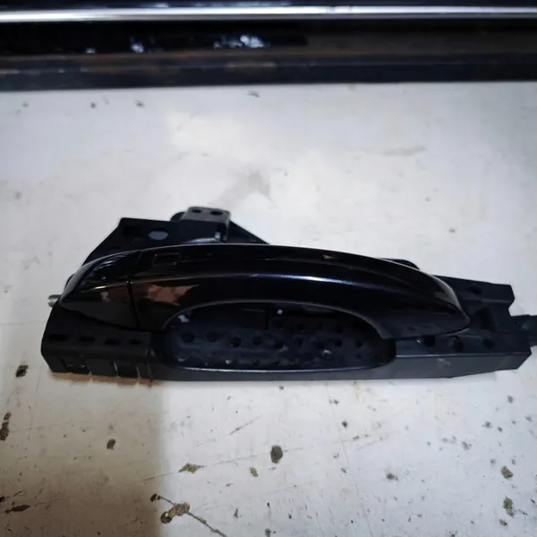 Vasen takaluukun kahva AUDI A6 C7 4H0837885 image 4