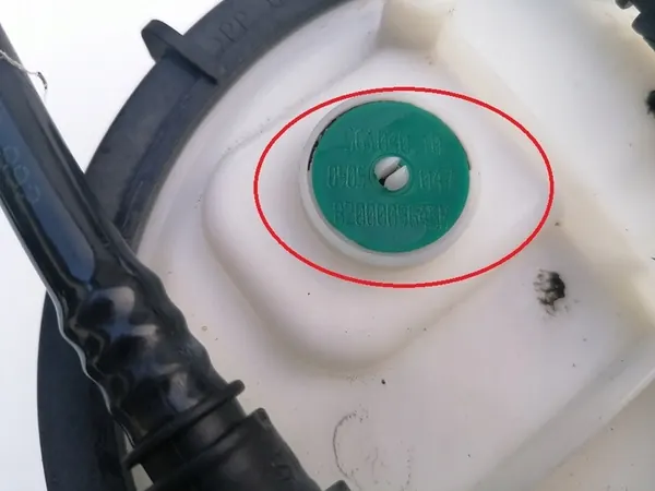 Brandstofniveausensor OPEL VIVARO II 8200009645B image 3