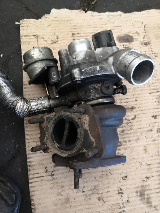 PEUGEOT 3008 1.6 THP Turbocompresor image 3