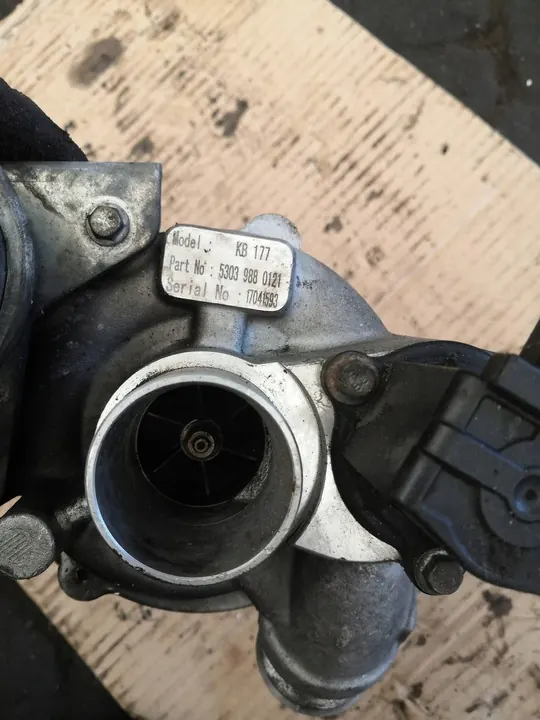 PEUGEOT 3008 1.6 THP Turbocompresor image 6