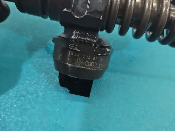 Injetor de Combustível 1.9 TDI VW Passat B5 OEM image 3