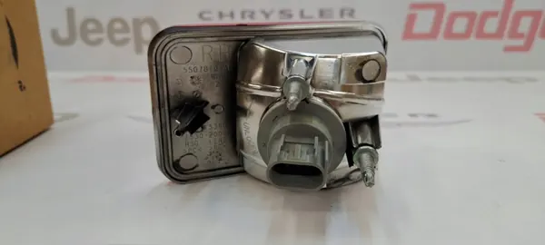 OEM 55078104AC takasumuvalo Jeep Wranglerille 2007-2017 image 3
