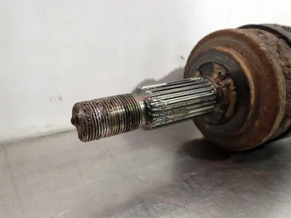 Höger drivaxel Toyota Corolla E15 image 2