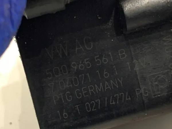 Apuvesipumppu OEM 5Q0965561B Audi A3 8V:lle image 3