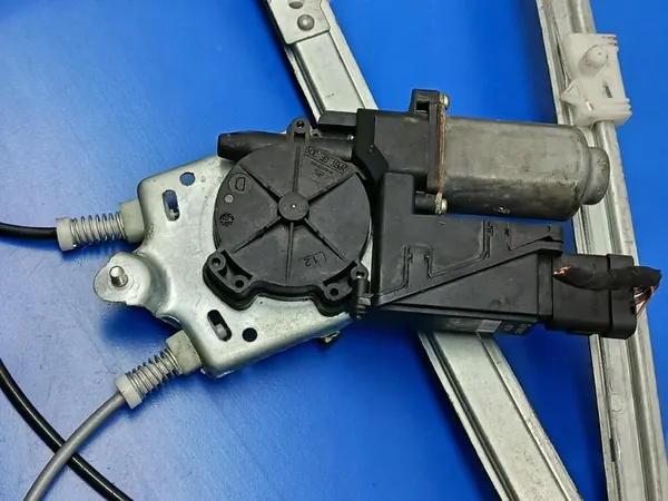 Régulateur de fenêtre électrique avant gauche Renault Laguna 6 broches image 2