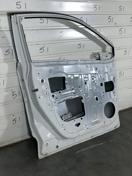 TOYOTA C-HR Vänster Framdörr Vit Perla 67002F4010 image 10