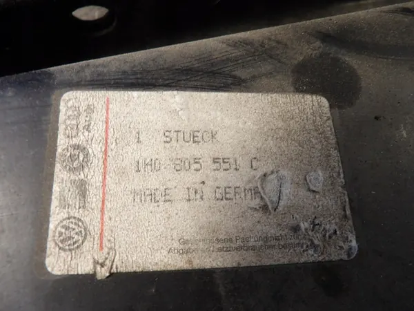 Volkswagen Golf III Etupuskuri Vahvistus 1H0805551C image 7