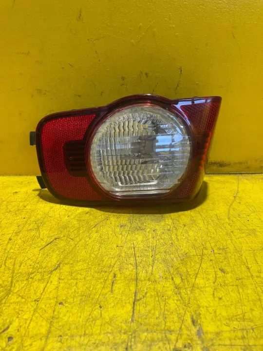 Oikea takapuskarin valo OEM 9681751680 Citroen C3 Picasso image 2
