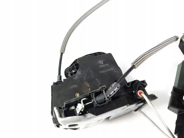 Fram vänster dörrlås Chevrolet Silverado 1500 2019+ OEM image 5