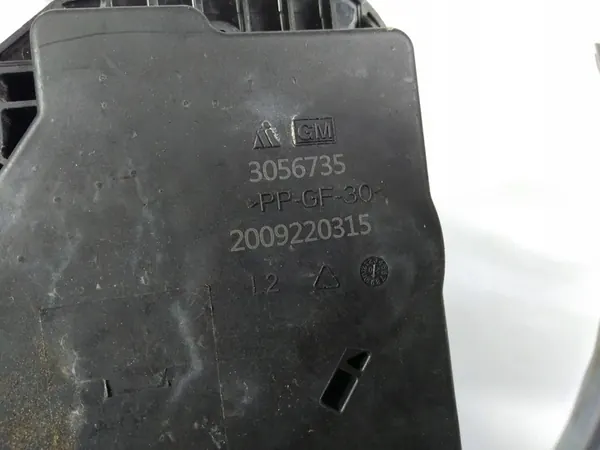 Fram vänster dörrlås Chevrolet Silverado 1500 2019+ OEM image 8