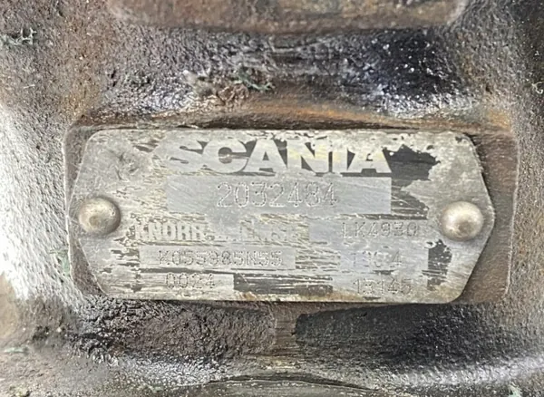 2032484 Volvo Luftkompressor - Begagnad OEM-del image 6