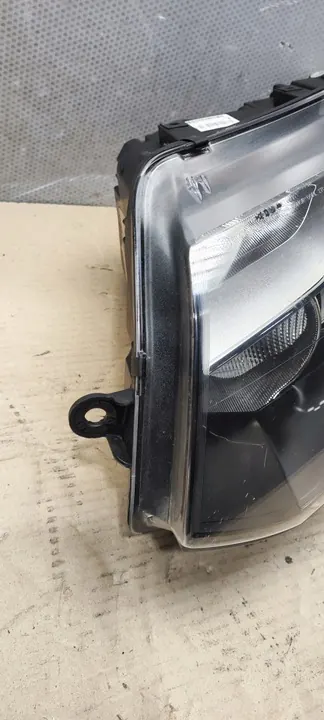 Farol Esquerdo VW T5 Lift OEM 7E1941015T image 3