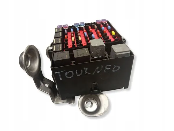 Ford Zekeringkast JT7614A005BFDV Tourneo Courier 1.0 image 4