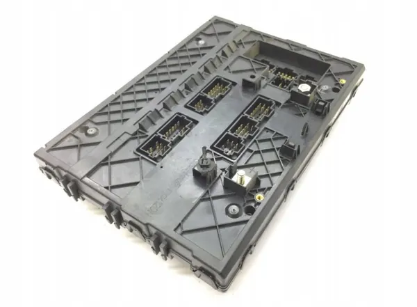 Sulakekaappi Mercedes-Benz OEM 0014461358 - Käytetty image 6