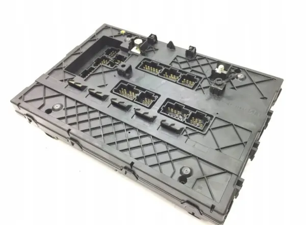 Sulakekaappi Mercedes-Benz OEM 0014461358 - Käytetty image 7