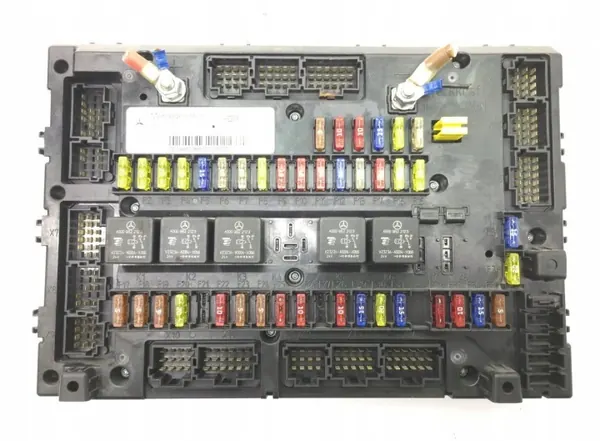 Sulakekaappi Mercedes-Benz OEM 0014461358 - Käytetty image 9