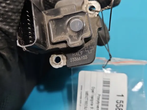 Débitmètre OEM 23366103 pour Opel Insignia B image 4