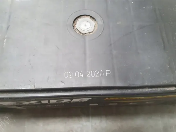Bateria de Gel OEM AUST122397 210Ah - Usada image 5