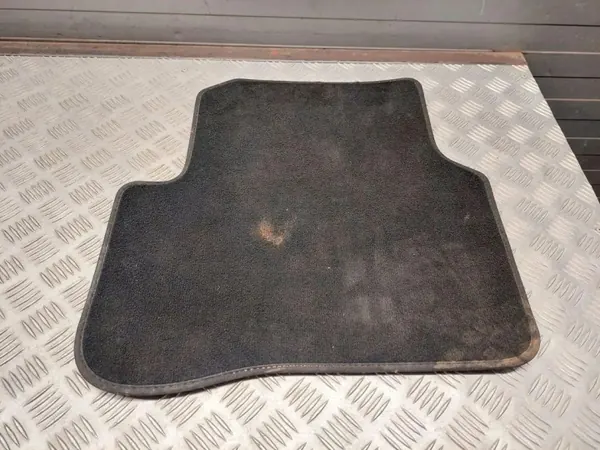 Tapete VW OEM 3C1863011D para Passat CC 2010 image 10
