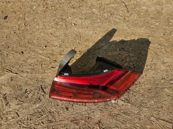 VW Passat B8 Lift Sedan Höger Bakljus OEM image 5