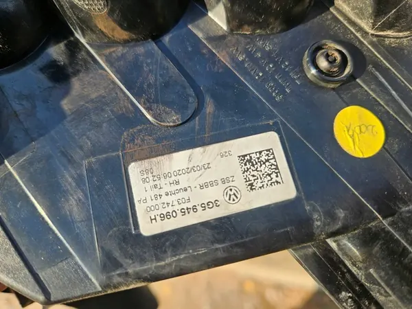 VW Passat B8 Lift Sedan Höger Bakljus OEM image 6