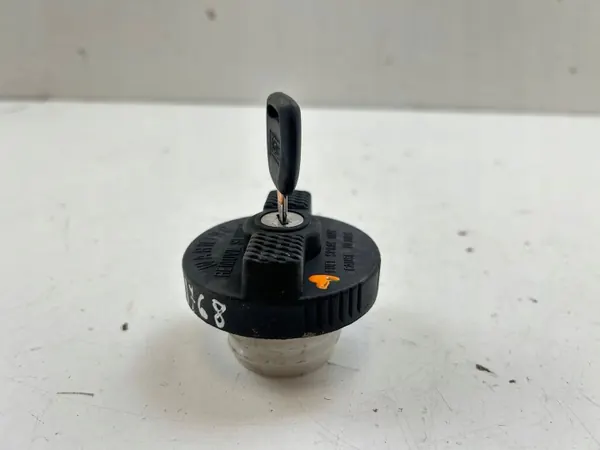 Toyota OE bränslelocket OEM MAM84578 för Hilux 2019 image 6