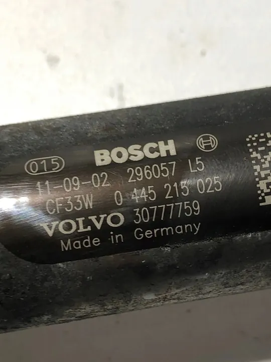 Sensor de trilho de combustível Volvo XC60 V70 III S80 image 4