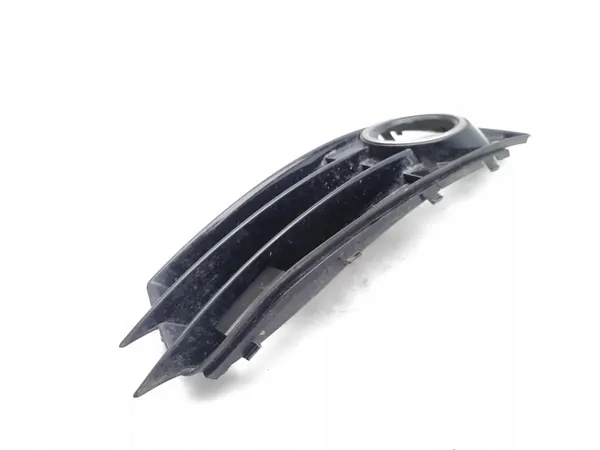 Grille Halogène Audi A3 Gauche OEM 8P0807681AF (2012) image 3