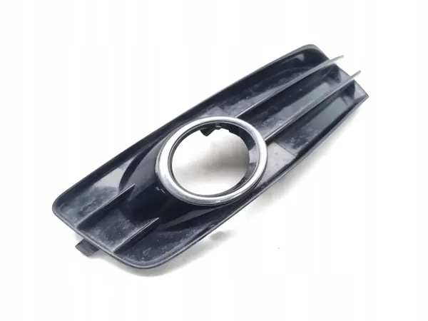 Grille Halogène Audi A3 Gauche OEM 8P0807681AF (2012) image 9