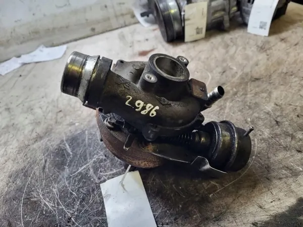 Turbocompresor usado OEM 54399700127 para Nissan Juke 1.5L image 4