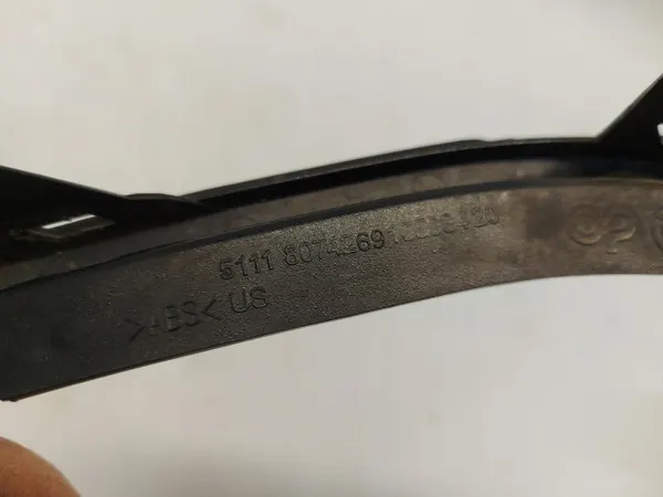 BMW OEM 8074269 Frontlinke Stoßstangengitter Gebraucht image 6