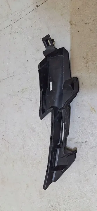 Deslizamento de montagem do para-choque dianteiro Audi A3 8V5 Sedan OEM 8V5807319 image 3