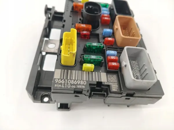 Module BSM OEM 9661086980 pour Peugeot 207 image 4