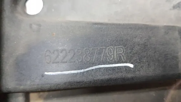 RENAULT MEGANE III LIFT Support de Lampe Avant Gauche image 5