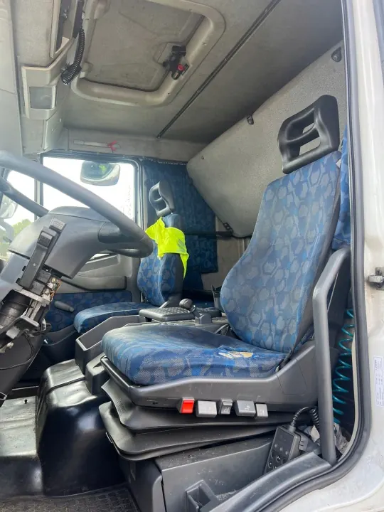 Käytetty Iveco OE makuuhytti Eurocargolle image 6