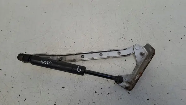 Actuadores de bisagra del capó para Mercedes ML W163 image 2