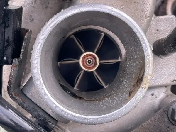 OPEL INSIGNIA A 2.8T V6 Turbo Turbocompressor 55563464 image 5