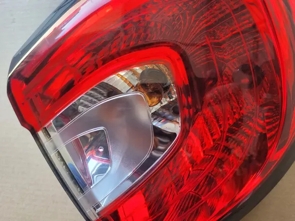 RENAULT CAPTUR I 2013- HÖGER BAKLYKTA 265502731R image 3