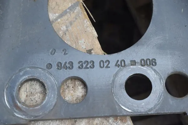 Amortecedor Mercedes-Benz OE 943 323 02 40 image 4