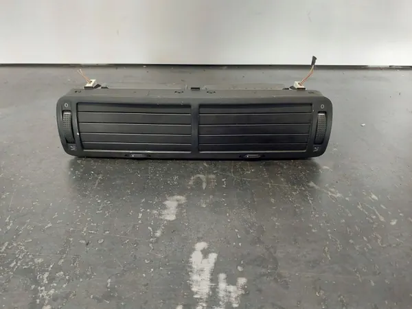 Grelha ventilação central VW Passat B5 Lift OEM 3B0819728D image 7