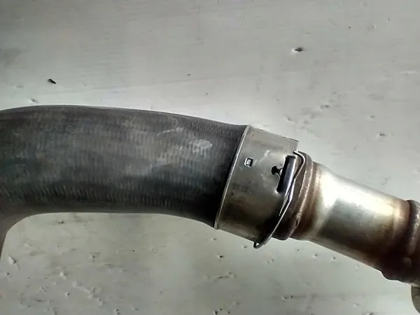 Tubería de intercooler Nissan Navara Pathfinder 3.0 DCI 144635X20C image 3