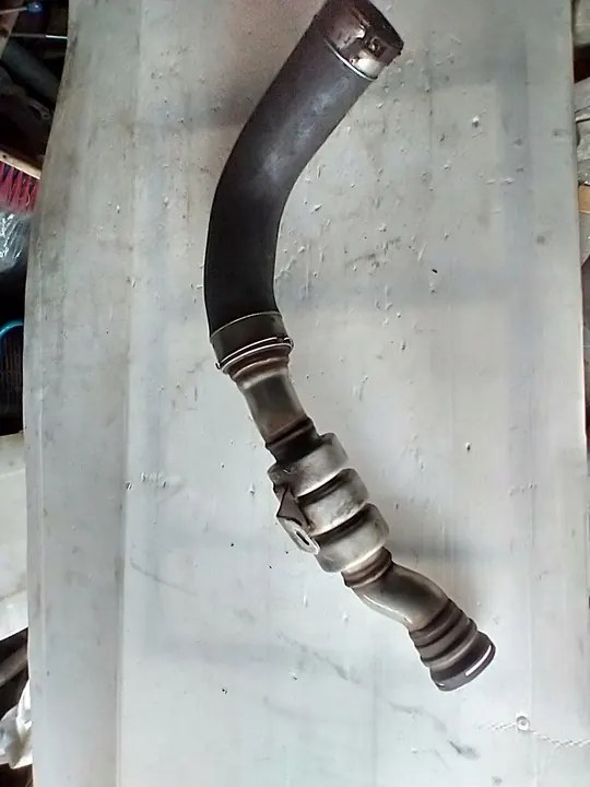 Tubería de intercooler Nissan Navara Pathfinder 3.0 DCI 144635X20C image 5