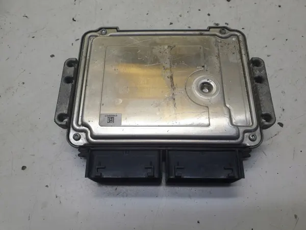 Ford Moottorin ECU C1B1-12A650-FF Fiesta MK7 image 3