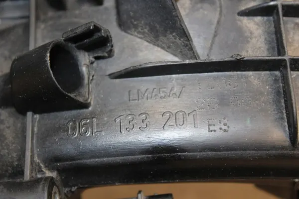 VW GOLF VII 2.0 FSI GTI Ansaugkrümmer 06L133201ES image 4