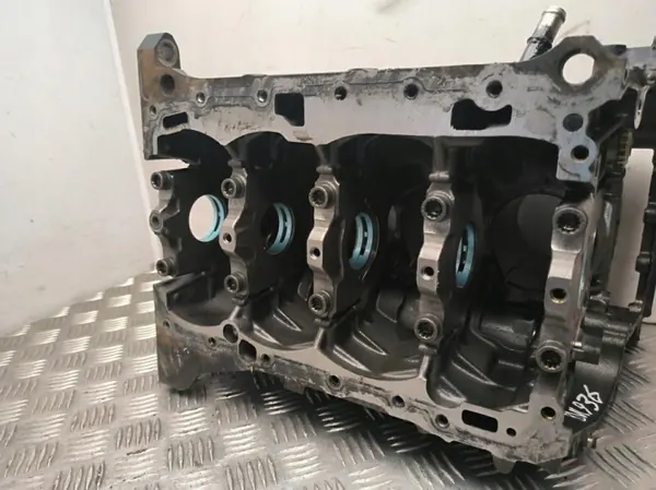 Bloque motor usado OEM 06R103023H para Audi Q5 GUB image 8